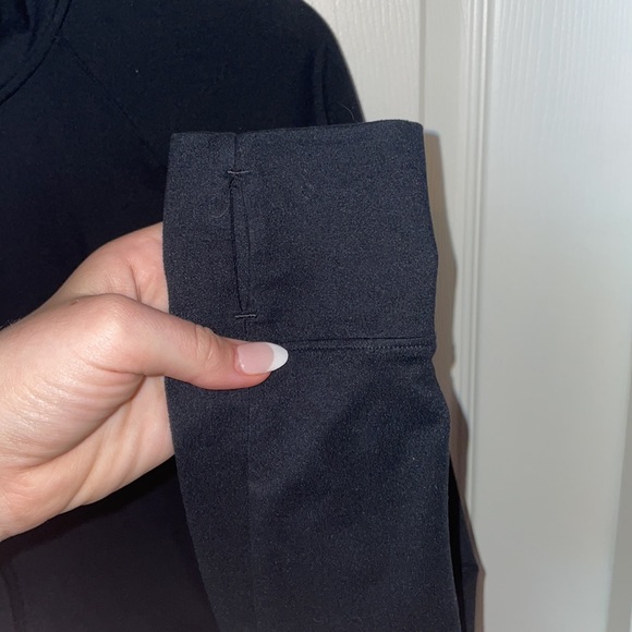 Under Armour Black Form Sculpting Jacket - Picture 4 of 5